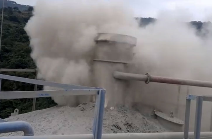 倉(cāng)頂除塵器